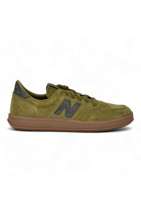 Sneaker uomo in camoscio colore militare. NEW BALANCE | CT500-TRA
